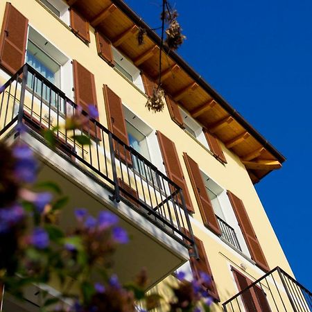 Lakefront Villa Del Pierangelo Кремия Экстерьер фото
